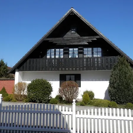 Groemitz, Stiegkamp 3, Whg 2 - Grosse Mit Balkon, 2 Sz, Naehe Yachthafen Und Strand, Inkl Wlan Apartamento