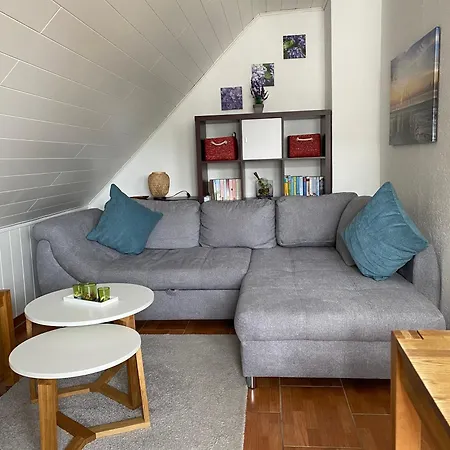 Apartamento Groemitz, Stiegkamp 3, Whg 2 - Grosse Mit Balkon, 2 Sz, Naehe Yachthafen Und Strand, Inkl Wlan *